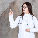 SmartSight vs FemtoLASIK: Mana yang Lebih Sesuai untuk Kondisi Mata dan Gaya Hidup Anda?